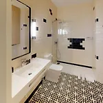 Madeinterranea Otel